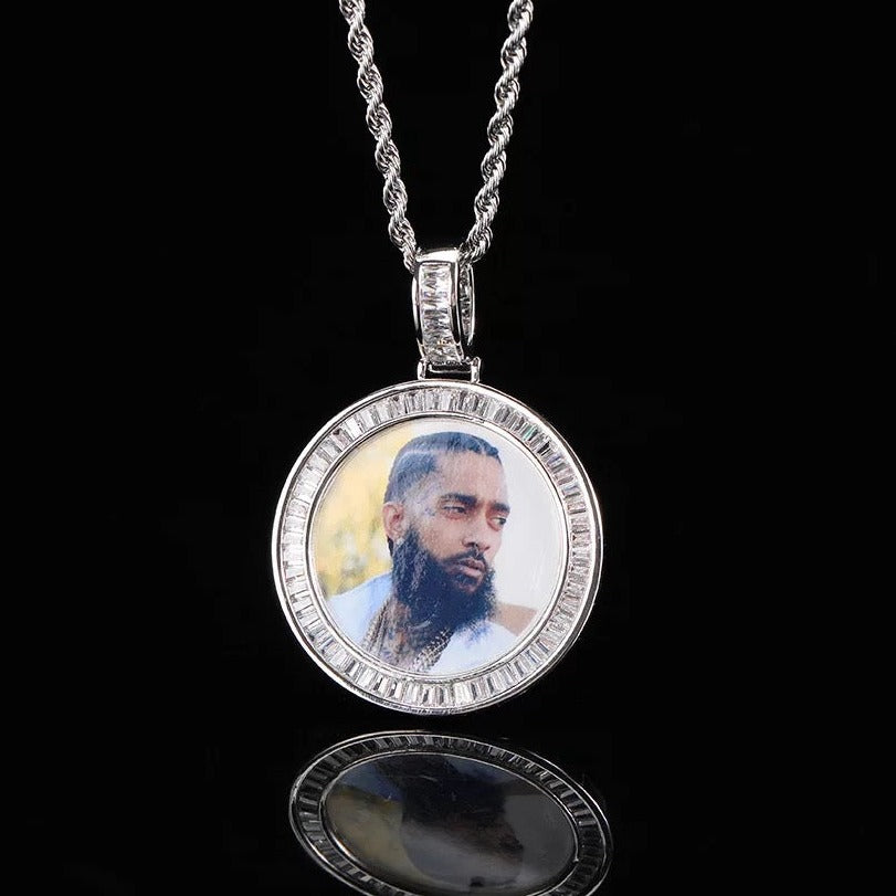 Baguette Photo Medallion